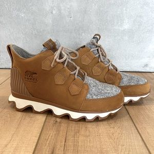 Sorel Kinetic Caribou Snow Boot 7.5